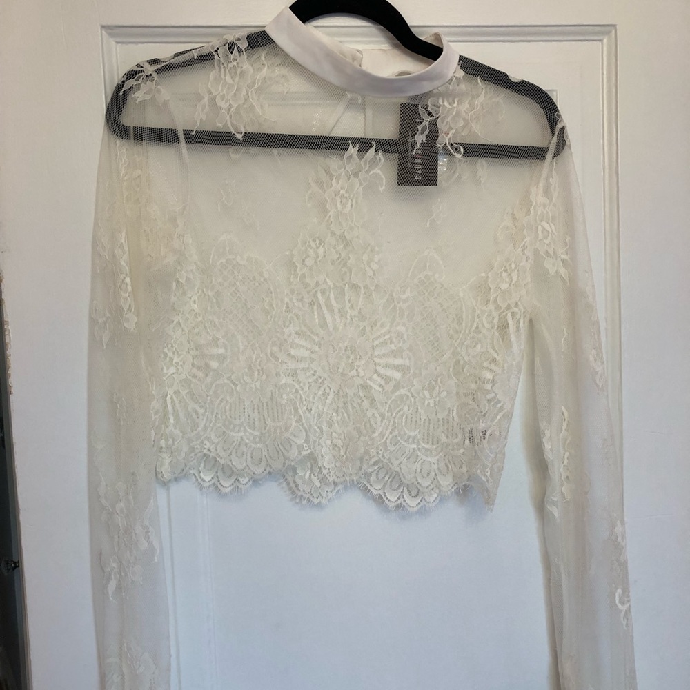 NWT Fashion Nova Lace Crop Top